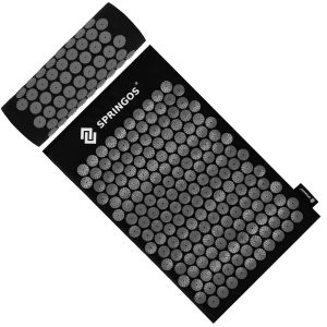 komplekts ar spilvenu un pārvalku